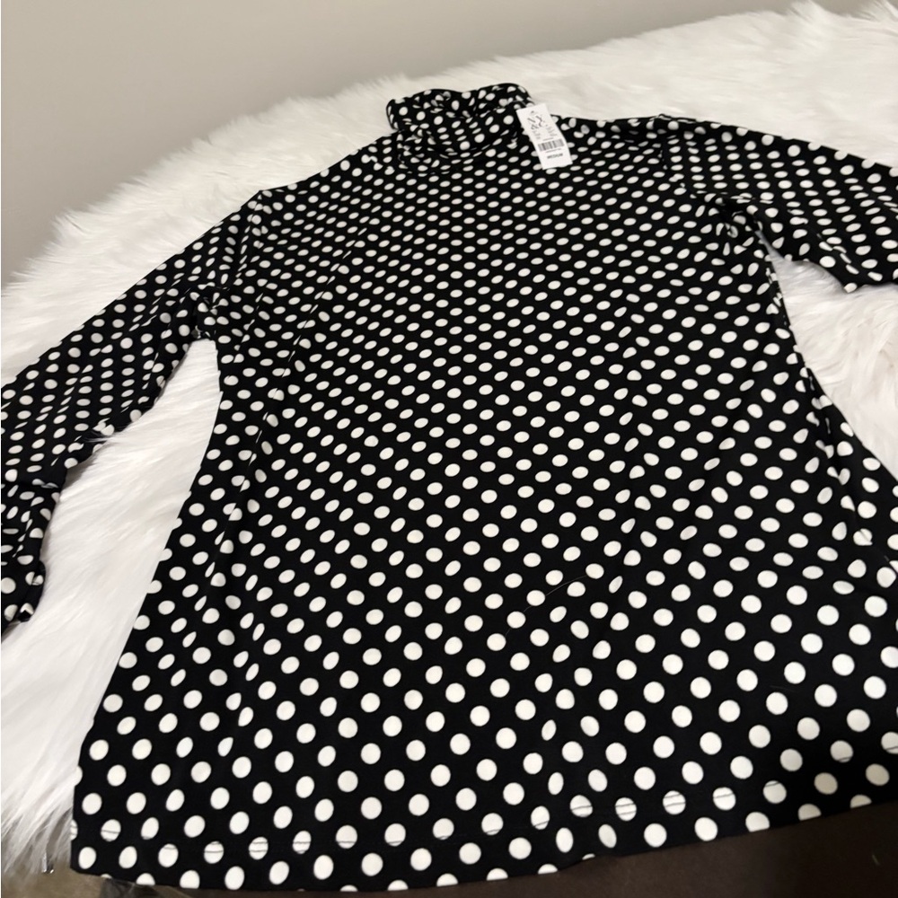 New York & Company Black and White Polka Dot Top